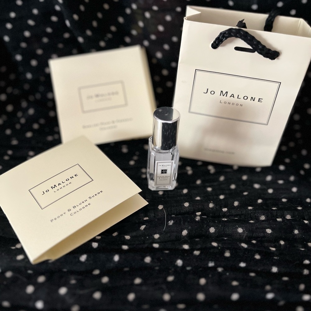 Jo Malone Sampler. 4 pieces including mini gift bag. Will include bonus. - Picture 1 of 5